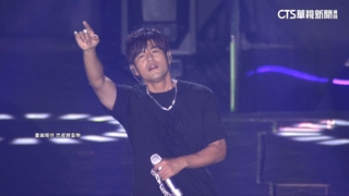 破蛋第一人！　大巨蛋曝光周杰倫簽名球衣.棒球