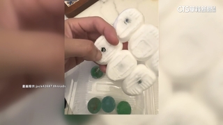 鹹湯圓下鍋變「彈珠」　店家忙中出錯拿樣品給顧客