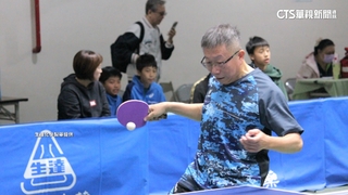 台南桌球賽驚見「柯文哲」參賽　「乒乓柯P」身分曝