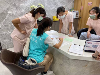 高雄知名月子中心搞烏龍　嬰兒被抱錯餵奶　民眾提求償