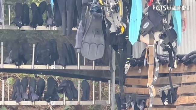 潛水店員工偷拍女客人　遭抓包吞「記憶卡」滅證 | 華視新聞