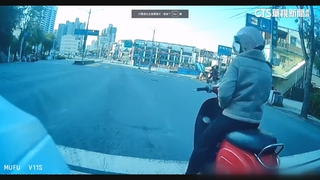 好冷！　騎士單手放口袋騎車　「危險駕駛」恐挨罰
