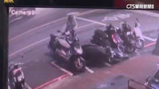 挪車害新機車「3度倒地」受損　停車恐吃毀損官司