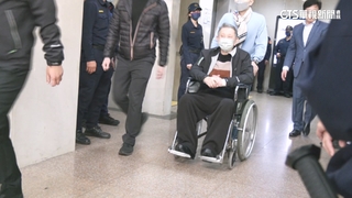 沈慶京一夜籌6千萬湊齊1億　戴電子腳鐐第一個交保