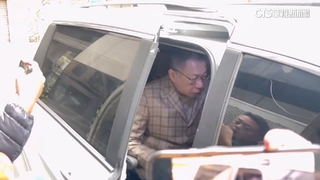 柯文哲別國旗徽章赴新竹探父　估中午中委會辭黨主席