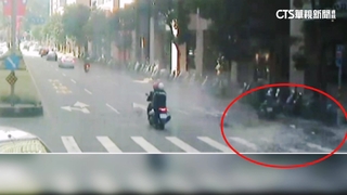 天降橫禍！疑天冷11樓磁磚剝落　砸婦人頭.波及9車