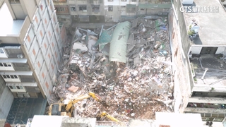 三重民宅倒塌　建商疑早發現問題　加裝鋼管支撐
