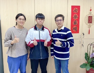 六龜高中生上台大卻遭網嘲諷　陳其邁發聲力挺：你很棒！