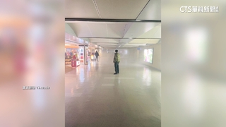 桃機一航廈登機口狂竄煙　疑天花板電線走火急撲滅