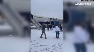 驚魂！　達美航空「引擎起火」取消起飛　急撤離乘客