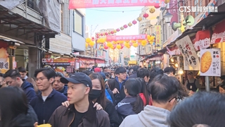 扒手藏身人群？　網控逛迪化街買年貨被偷5000元