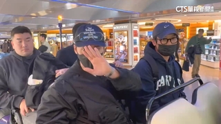 玄彬睽違5年來台！　帥氣一身黑為新片宣傳