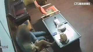 女控警假辦案真猥褻　稱「歸還證物」闖屋強吻丟下5千元