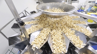 真的爆「米」花！　純米製作融合米菓香氣　年前買氣增倍