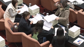 預算「馬拉松式表決」　朝野盼週二休會前完成