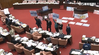 藍刪預算又撤案　綠轟「2分鐘讓1.2億預算復活」