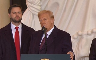 川普狂簽行政命令　宣布退世界衛生組織、巴黎氣候協定