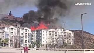 焚風再起！　南加州野火死灰復燃　延燒至聖地亞哥