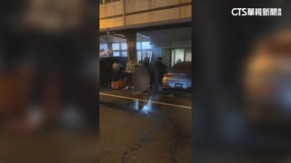 除夕民宅爆炸火災！　男全身50%二度灼傷　鄰居灑水救