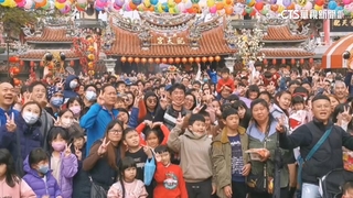 朴子配天宮「求子燈花」靈驗　每年逾1200對夫妻回娘家