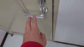 一直被靜電電到可能是身體發出「6項警訊」　營養師4招遠離靜電煩惱