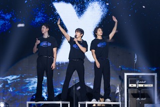 CNBLUE主唱因腿傷復健中　忍痛宣布高雄場延期至5/24、開放退票