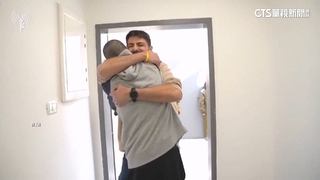 以.哈第5次換囚　3以色列人質獲釋返家淚擁親友