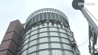 台中新光三越氣爆「高樓噴飛4人」？　消防局長揭真相