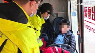公車上男學生低血糖暈倒　路過海巡緊急救援
