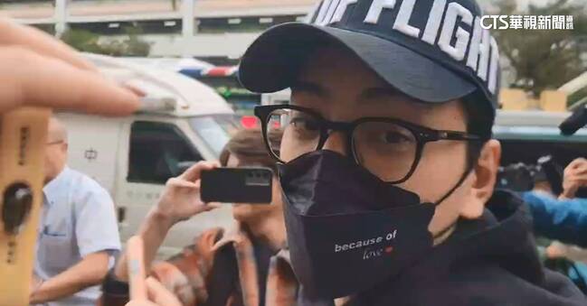 王大陸涉偽造假報告逃兵役　檢訊後裁定15萬元交保 | 華視新聞