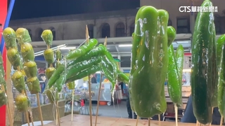 辣椒.蒜苗.青椒.檳榔　夜市「怪奇糖葫蘆」暴紅