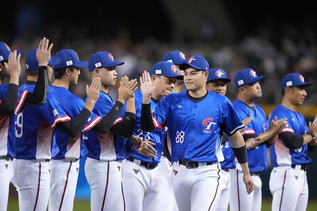 宋晟睿15秒過站不停　場內全壘打登MLB官網 | 華視新聞