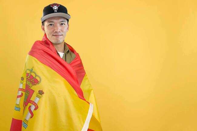 台南Josh反指標發威   PO 「穿戴西班牙國旗照」助台灣奪勝 | 華視新聞