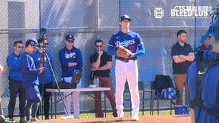 大谷翔平春訓雙刀出鞘　怪力開轟球迷讚嘆