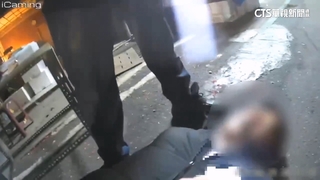 警匪追逐如障礙賽！警借機車追　嫌「鑽小巷.丟菜籃擋」