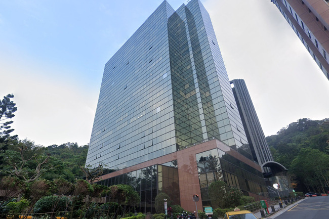 北市環球世貿大樓傳持刀傷人案 技術長遭負責人砍頸 送醫不治身亡 | 華視新聞