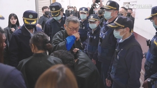 8人「近身戒護」　柯文哲奔喪穿囚服.無使用戒具