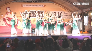 土風舞競賽鎮瀾宮登場　銀髮族展現活力大秀舞技