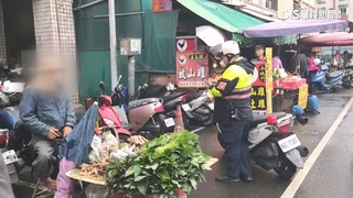 住戶控市場攤販違法設攤　停車還遭恐嚇要求移車