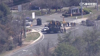 男持槍威脅中情局　與警對峙數小時才就範