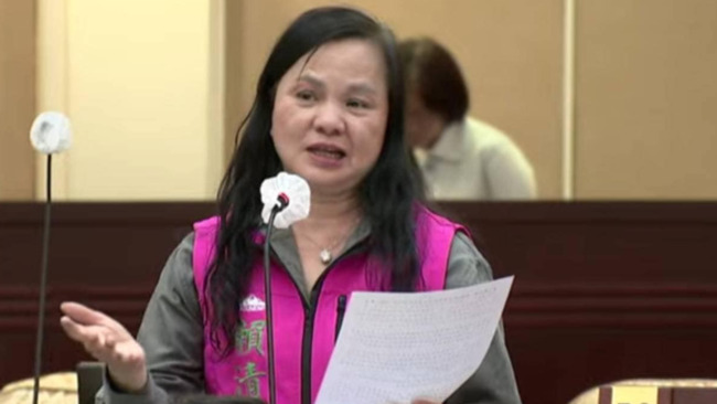 借停派出所遭轟走 彰縣議員賴清美半夜接騷擾電話怒喊告:亂罵的一起告 | 華視新聞