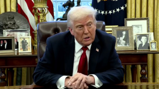 美國4/2起課徵25%汽車關稅　川普：所有外國銷美車輛適用