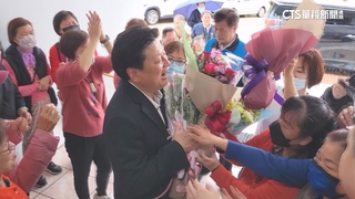 民團罷傅民調「同意超過不同意」　藍內參民調：過半反罷