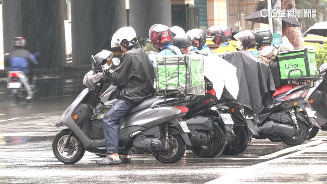 今起濕冷到清明節！　北台灣入夜下探15度 | 華視新聞