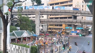 地震來襲！泰國曼谷商場高樓搖晃　民眾慌張逃跑