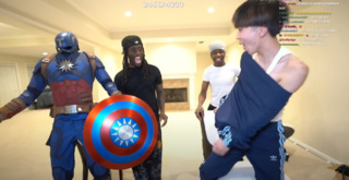 「台灣最強高中生」驚喜回歸　Kai送1.6億豪宅、「台灣隊長」服給Ray