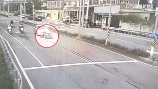 駕駛撞倒夫妻稱酒駕想私了　眾目睽睽竟開車逃