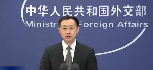 美國若執意打關稅戰「必將奉陪到底」　中國外交部：中國人不惹事也不怕事 | 華視新聞