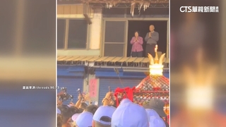「遶境搖滾區」萬人包圍媽祖鑾轎　公嬤自家輕鬆拜
