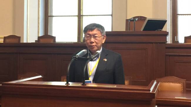 每天磕頭跪求公平審判柯文哲 陳佩琪列4點疑問:沒看抗告理由就延押 | 華視新聞